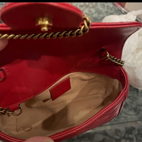 Gently used, 100% Auth. Great cond.Wih box & bag. - Picture 3 of 4